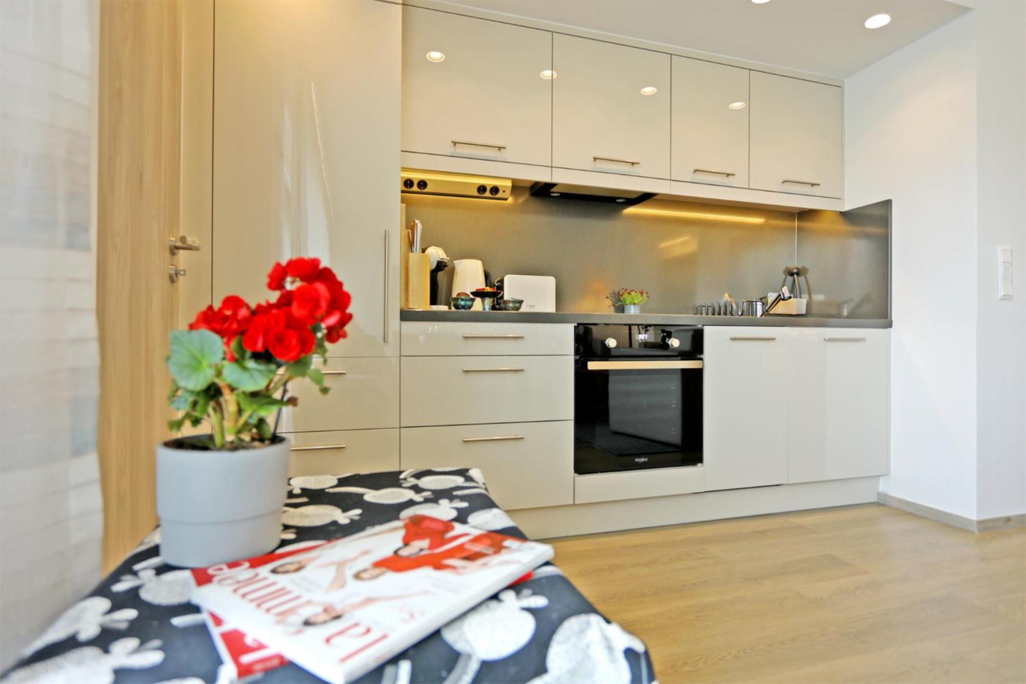 Atrium Apartman Heviz Mit Panoramaterrasse Und Tiefgarage Экстерьер фото